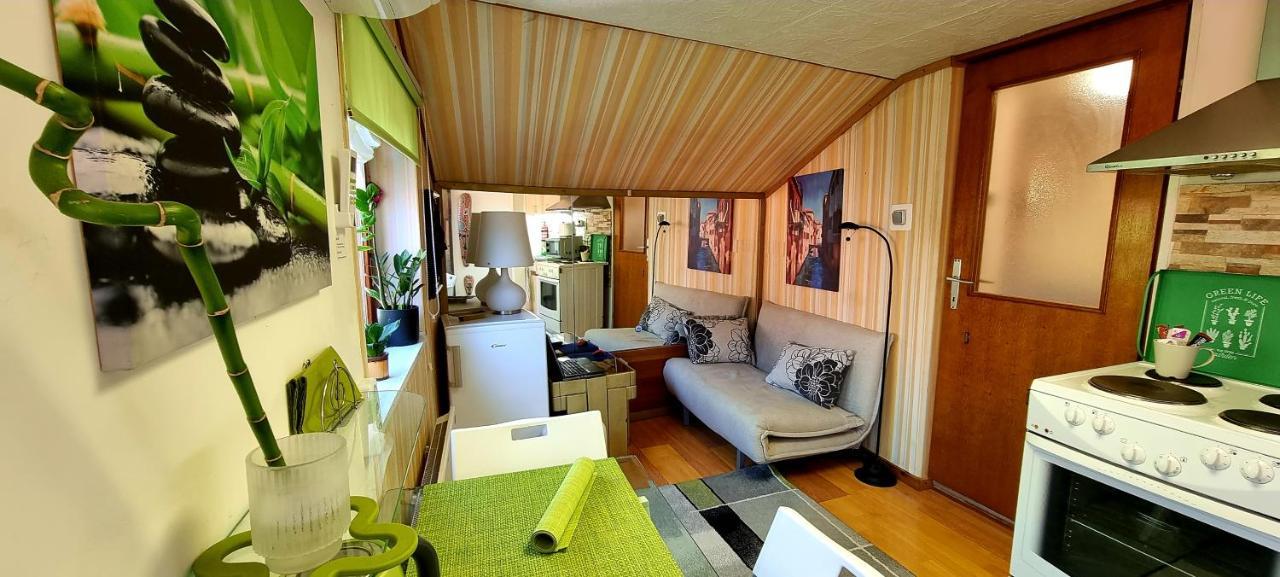 Apartment " Studio Green " Free Parking, Self Check-In Загреб Экстерьер фото